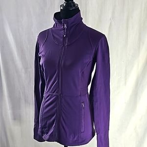 Calla 88% Nylon 12% spandex workout jacket in excellent worn condition. (S)